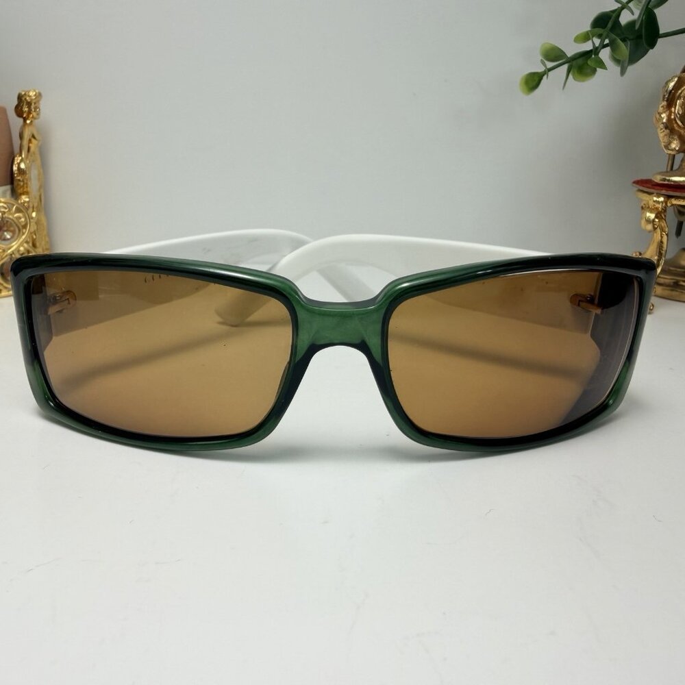 Gucci GG 2564/S PR7 Green & White Designer Eyewear Frame Bold Retro Luxury Style